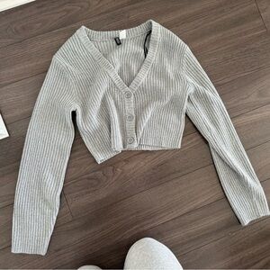 H&M Light Gray Knit Sweater